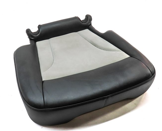 Thumbnail 1: 2015 AUDI SQ5 (B8 8R) REAR RIGHT SEAT LOWER BOTTOM CUSHION (Silver)