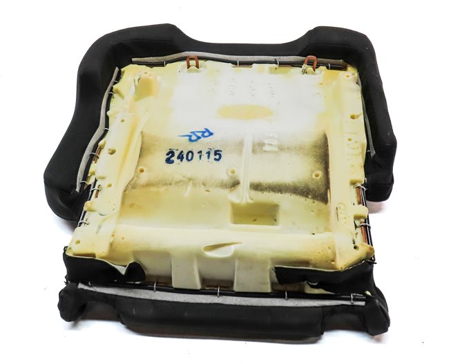 Thumbnail 6: 2015 AUDI SQ5 (B8 8R) REAR RIGHT SEAT LOWER BOTTOM CUSHION (Silver)