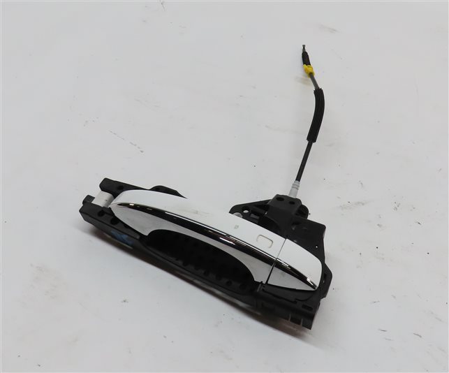 09-17 AUDI A4 S4 Q5 ALLROAD FRONT RIGHT PASSENGER KEYLESS DOOR HANDLE(White)