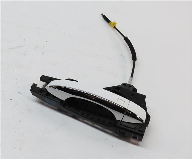 09-17 AUDI A4 S4 Q5 ALLROAD REAR RIGHT PASSENGER KEYLESS DOOR HANDLE(White)