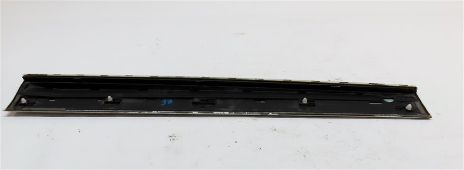 Thumbnail 6: 14-17 AUDI SQ5 B8 8R S-LINE FRONT RIGHT PASSENGER LOWER DOOR MOULDING (White)