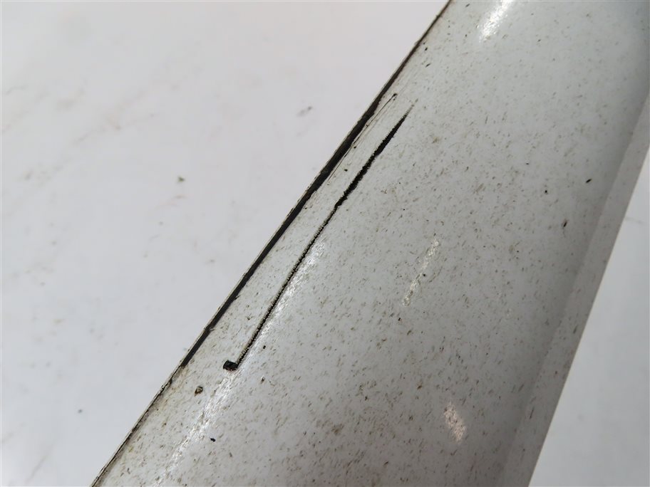 Thumbnail 7: 14-17 AUDI SQ5 B8 8R S-LINE FRONT RIGHT PASSENGER LOWER DOOR MOULDING (White)