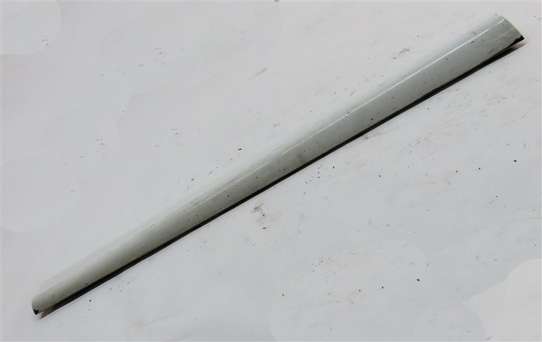 Thumbnail 3: 14-17 AUDI SQ5 B8 8R S-LINE FRONT LEFT DRIVER LOWER DOOR TRIM MOULDING (White)