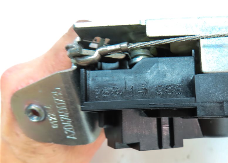 Thumbnail 10: 2015 MERCEDES GL550 (X166) REAR TRUNK TAILGATE HATCH LID LOCK LATCH ACTUATOR