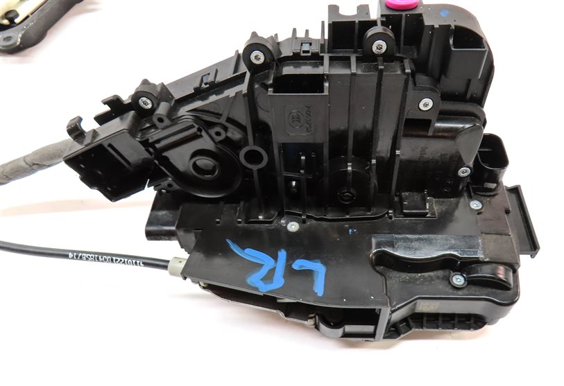 Thumbnail 8: 13-15 MERCEDES GL CLASS (X166) REAR LEFT LOCK LATCH ACTUATOR w/ SOFT CLOSE MOTOR
