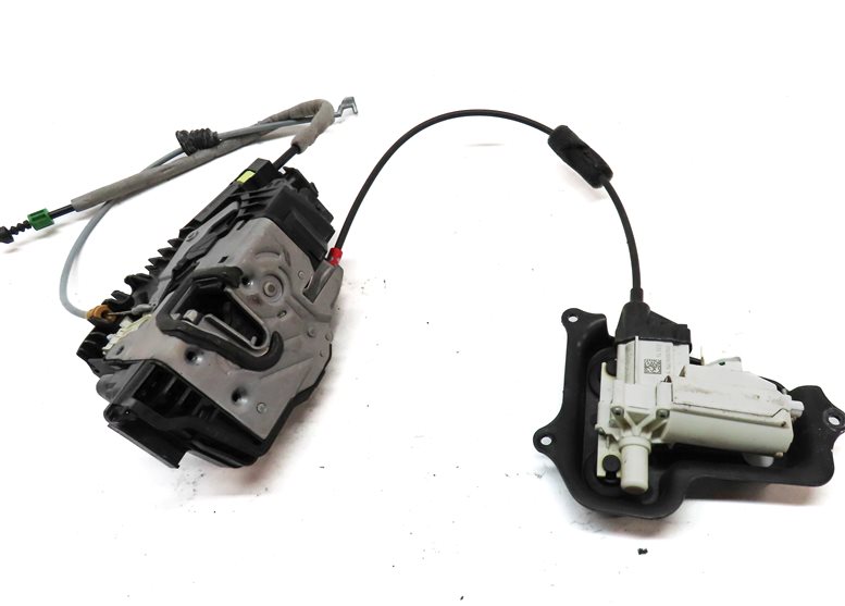 Thumbnail 4: 13-20 MERCEDES GL GLE GLS S - FRONT LEFT DRIVER DOOR LATCH w/ SOFT CLOSE MOTOR