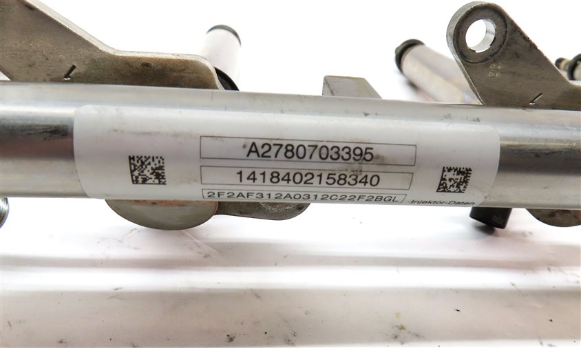 Thumbnail 11: 15 MERCEDES GL550 (X166) 4.6L LEFT & RIGHT ENGINE MOTOR FUEL RAIL & INJECTOR SET