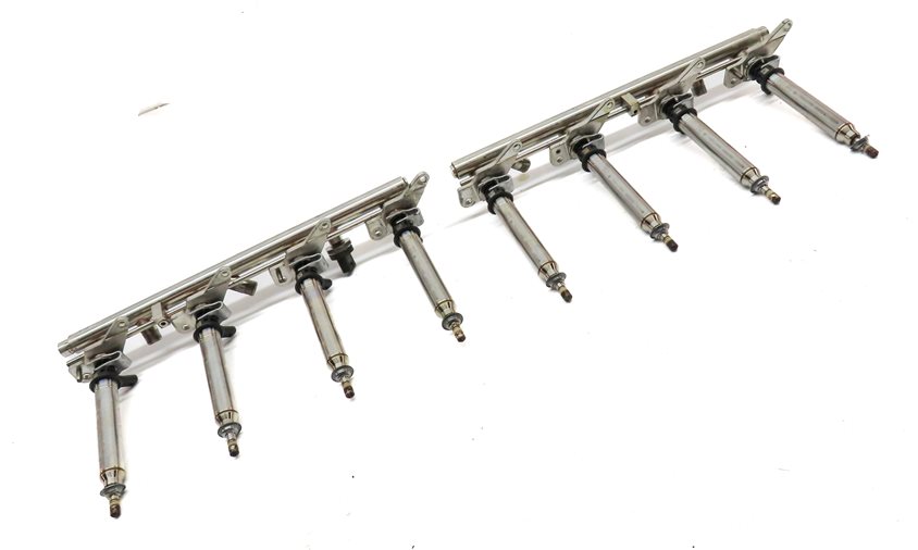 Thumbnail 3: 15 MERCEDES GL550 (X166) 4.6L LEFT & RIGHT ENGINE MOTOR FUEL RAIL & INJECTOR SET