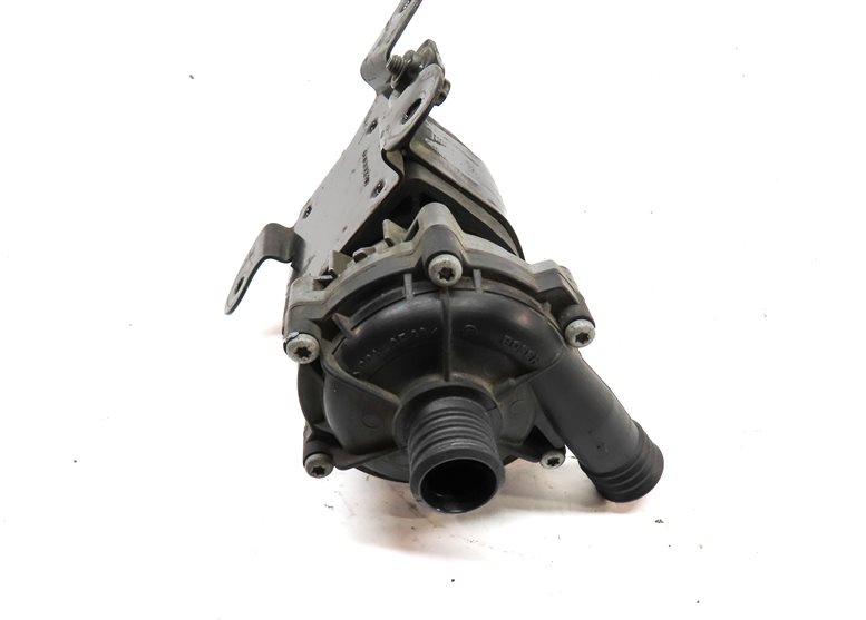Thumbnail 6: 2015 MERCEDES GL550 (X166) 4.6L ENGINE MOTOR AUXILIARY WATER COOLANT PUMP