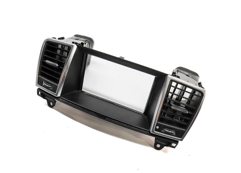 Thumbnail 1: 15 MERCEDES GL550 X166 FRONT CENTER DASH SCREEN TRIM w/ HEAT AIR AC VENT (Black)