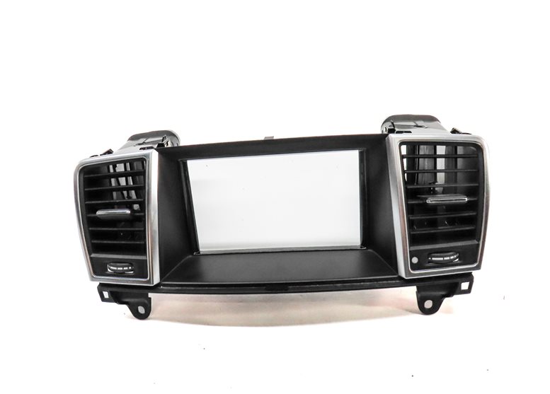 Thumbnail 2: 15 MERCEDES GL550 X166 FRONT CENTER DASH SCREEN TRIM w/ HEAT AIR AC VENT (Black)