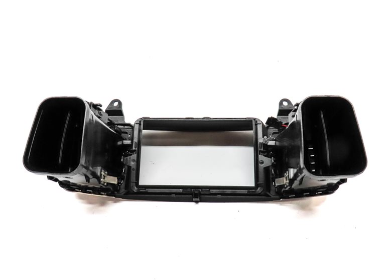Thumbnail 4: 15 MERCEDES GL550 X166 FRONT CENTER DASH SCREEN TRIM w/ HEAT AIR AC VENT (Black)