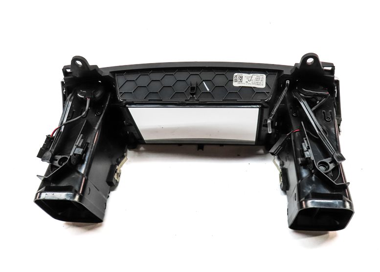 Thumbnail 5: 15 MERCEDES GL550 X166 FRONT CENTER DASH SCREEN TRIM w/ HEAT AIR AC VENT (Black)
