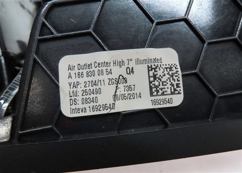 Thumbnail 7: 15 MERCEDES GL550 X166 FRONT CENTER DASH SCREEN TRIM w/ HEAT AIR AC VENT (Black)