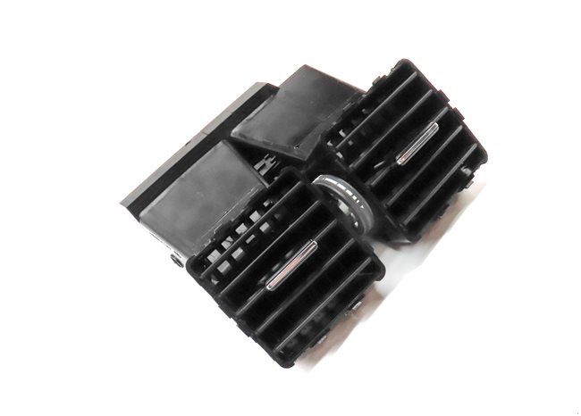 Thumbnail 3: 15 MERCEDES GL550 (X166) REAR CENTER CONSOLE DUAL HEAT AIR AC HVAC VENT (Black)