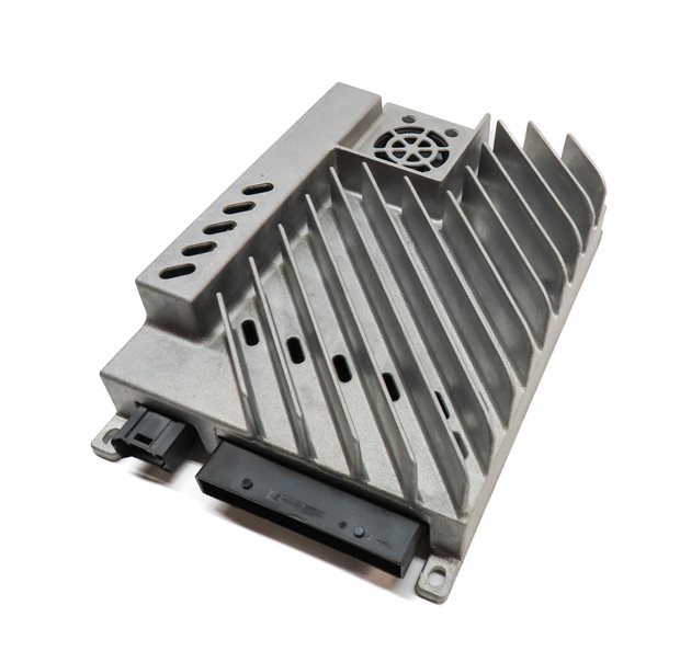 Thumbnail 1: 2015 MERCEDES GL550 (X166) RADIO STEREO AUDIO SOUND SYSTEM AMP AMPLIFIER MODULE