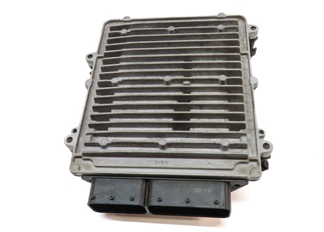 Thumbnail 4: 2013-2020 MERCEDES E550 G63 GLE GL450 GL550 ML550 (W166 X166) 4.6L ENGINE MODULE