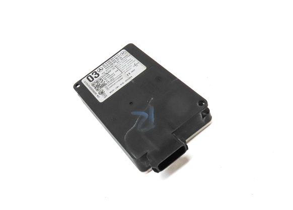 Thumbnail 3: 2015 MERCEDES GL550 (X166) REAR RIGHT BLIND SPOT RADAR SENSOR MODULE