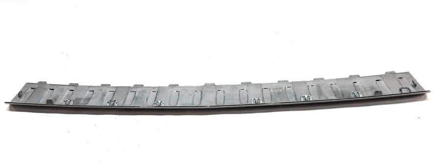 Thumbnail 6: 2015 MERCEDES GL550 (X166) REAR TRUNK BUMPER STEP PAD SCUFF PLATE TRIM PANEL
