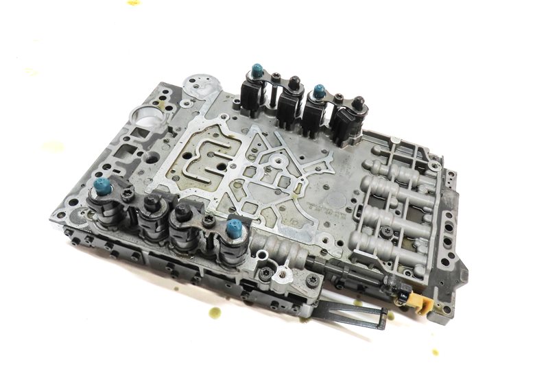 15-20 MERCEDES C E S GL ML (W205 W212 W166 W222 X166) TRANSMISSION VALVE BODY