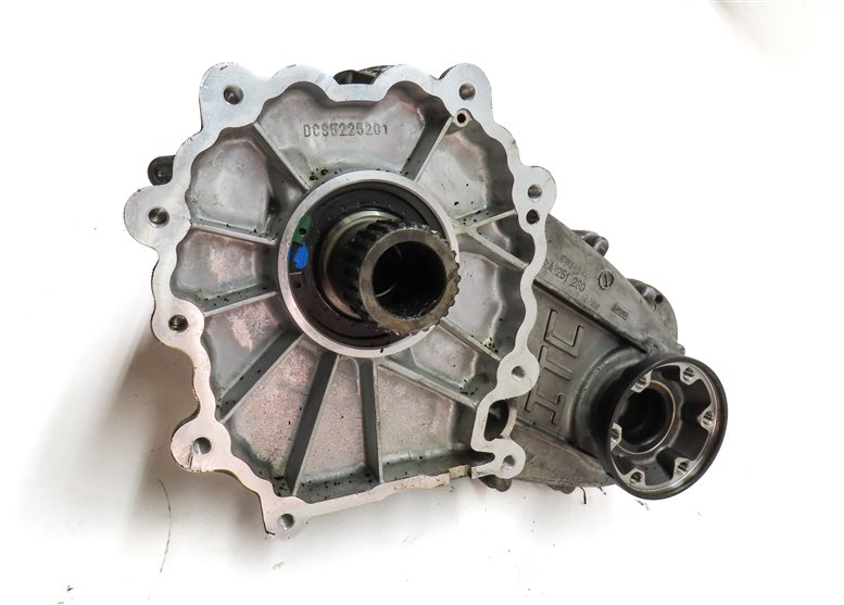 Thumbnail 2: 14-19 MERCEDES GL450 GL550 ML350 ML550 GLE400 GLE550 (W166 X166) TRANSFER CASE