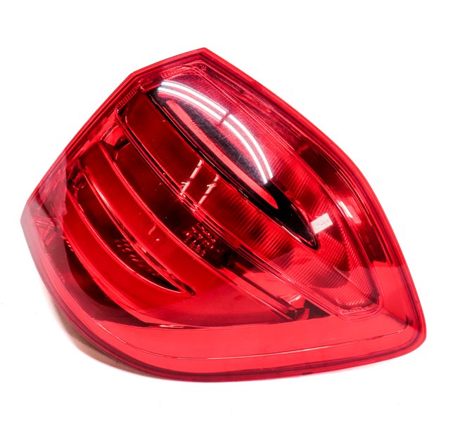 Thumbnail 1: 13-16 MERCEDES GL350 GL450 GL550 (X166) RIGHT REAR TAILLIGHT BRAKE LIGHT LAMP