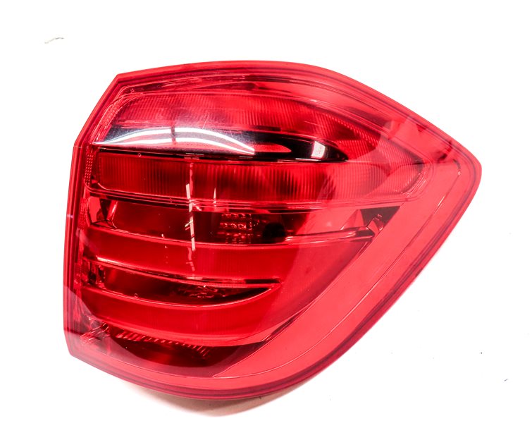 Thumbnail 3: 13-16 MERCEDES GL350 GL450 GL550 (X166) RIGHT REAR TAILLIGHT BRAKE LIGHT LAMP