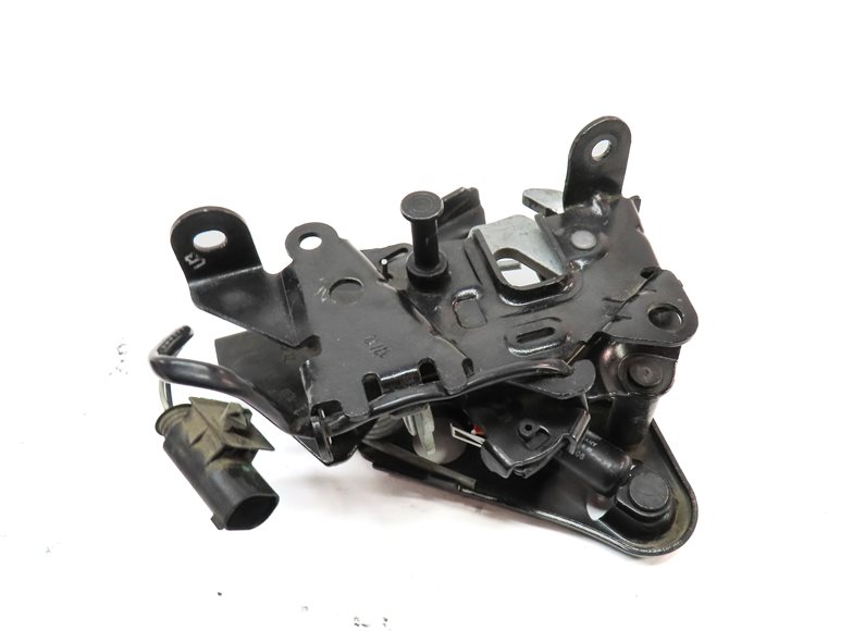 Thumbnail 4: 2013 BMW 535I (F10) FRONT HOOD BONNET LID LOCK LATCH SET/2