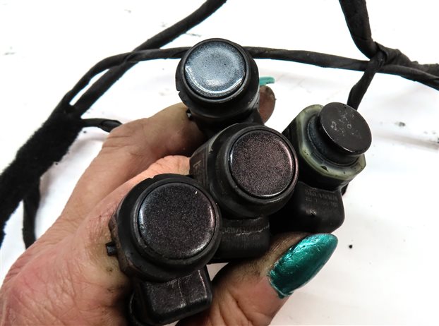 Thumbnail 4: 2013 BMW 535I (F10) REAR PARK ASSIST PDC DISTANCE CONTROL SENSOR SET/4 (Gray)