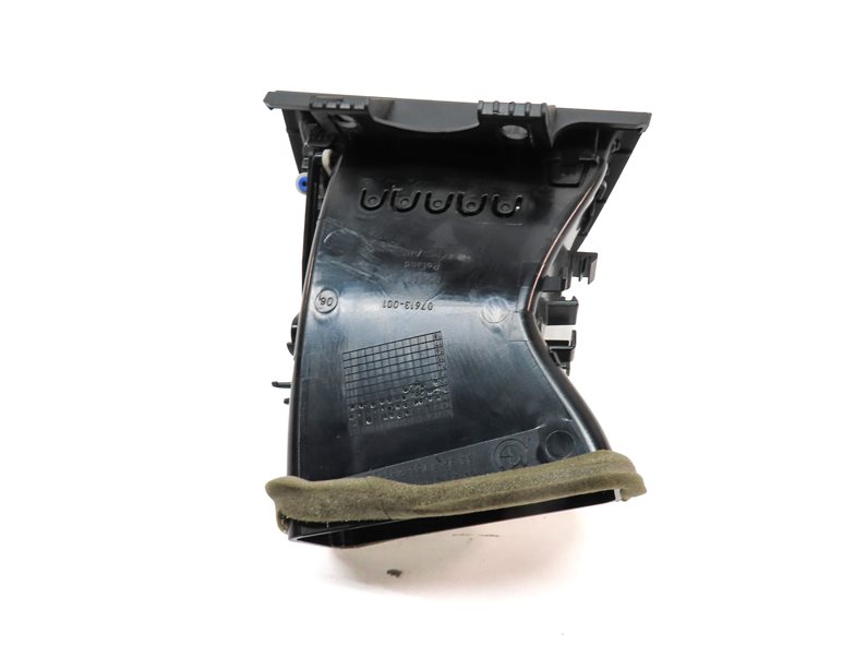 Thumbnail 5: 2013 BMW 535I (F10) FRONT LEFT DRIVER DASH HEAT AIR AC HVAC VENT (Black)