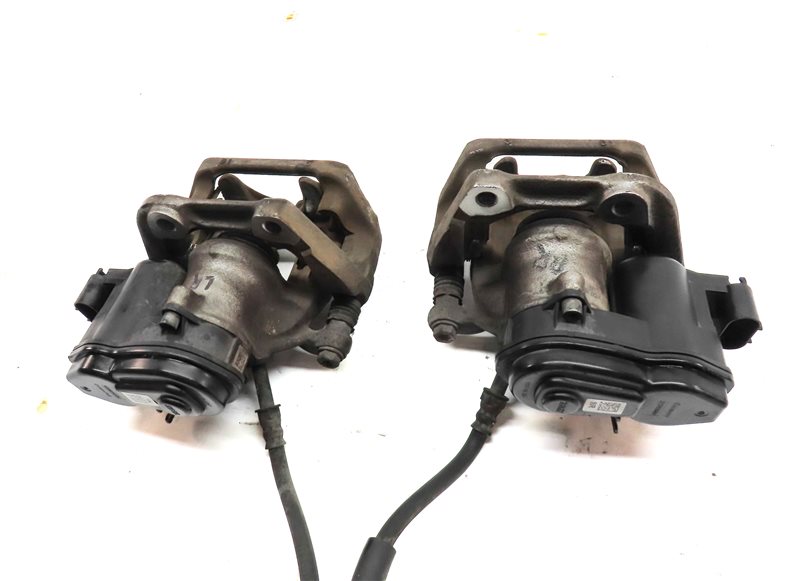 Thumbnail 5: 2011-2019 BMW 535i 550i 640i 650i (F06 F10) REAR LEFT & RIGHT BRAKE CALIPER SET
