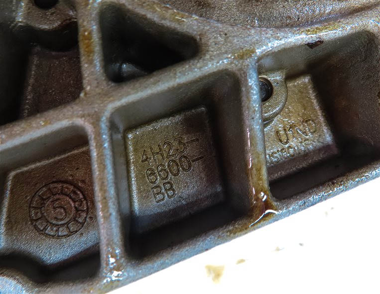Thumbnail 7: 2006 LAND ROVER LR3 4.4L (JAGUAR) ENGINE MOTOR OIL FLUID PUMP ASSEMBLY