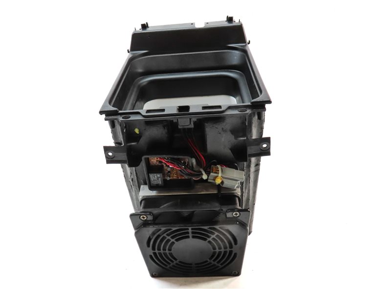 Thumbnail 4: 2006 LAND ROVER LR3 FRONT CENTER CONSOLE MINI FRIDGE COMPARTMENT ASSEMBLY