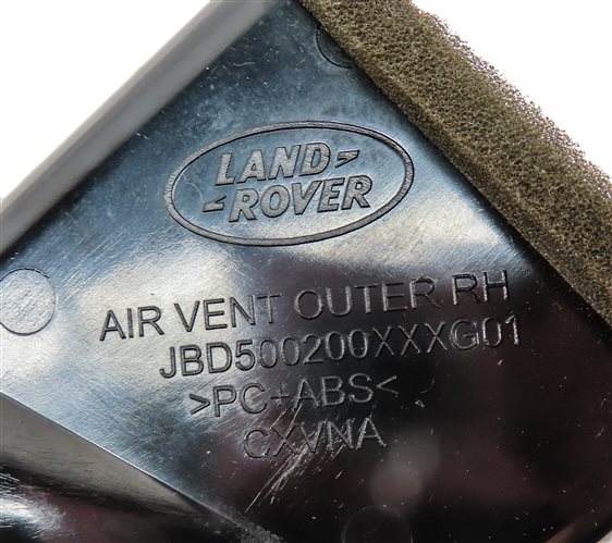 Thumbnail 6: 2006 LAND ROVER LR3 FRONT RIGHT PASSENGER DASH HEAT AIR AC HVAC VENT (Black)