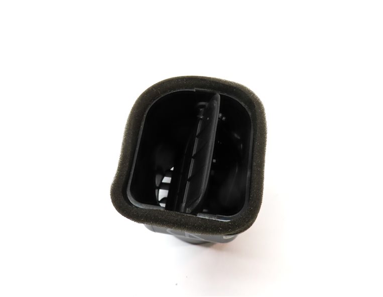 Thumbnail 4: 2006 LAND ROVER LR3 FRONT CENTER DASH RIGHT HEAT AIR AC HVAC VENT (Black)