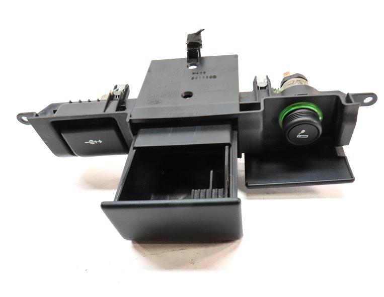 Thumbnail 6: 2006 LAND ROVER LR3 FRONT CENTER CONSOLE ASH TRAY ASHTRAY ASSEMBLY