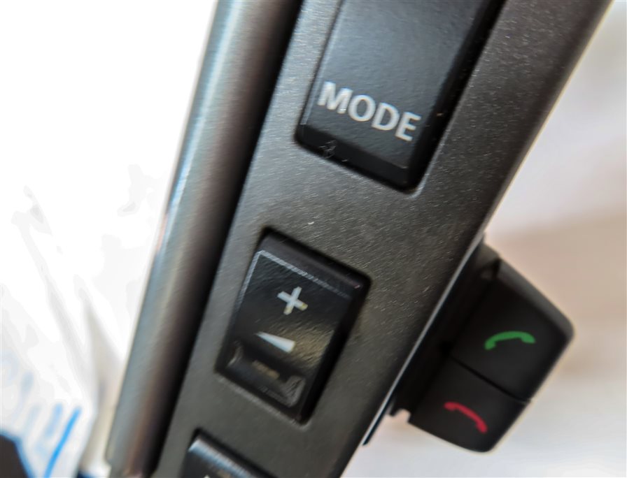Thumbnail 13: 2006 LAND ROVER LR3 STEERING WHEEL CRUISE RADIO CONTROL SWITCH BUTTON SET/2