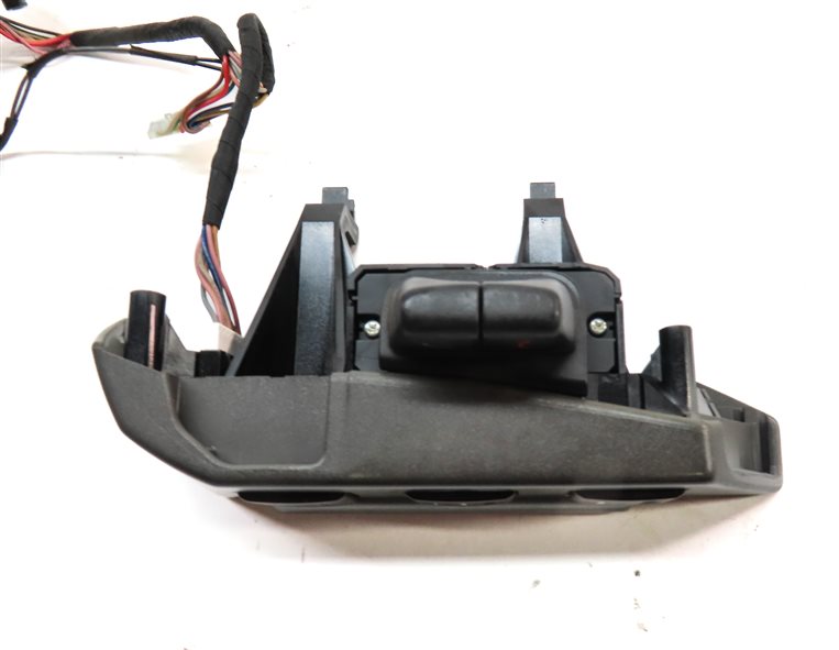 Thumbnail 5: 2006 LAND ROVER LR3 STEERING WHEEL CRUISE RADIO CONTROL SWITCH BUTTON SET/2