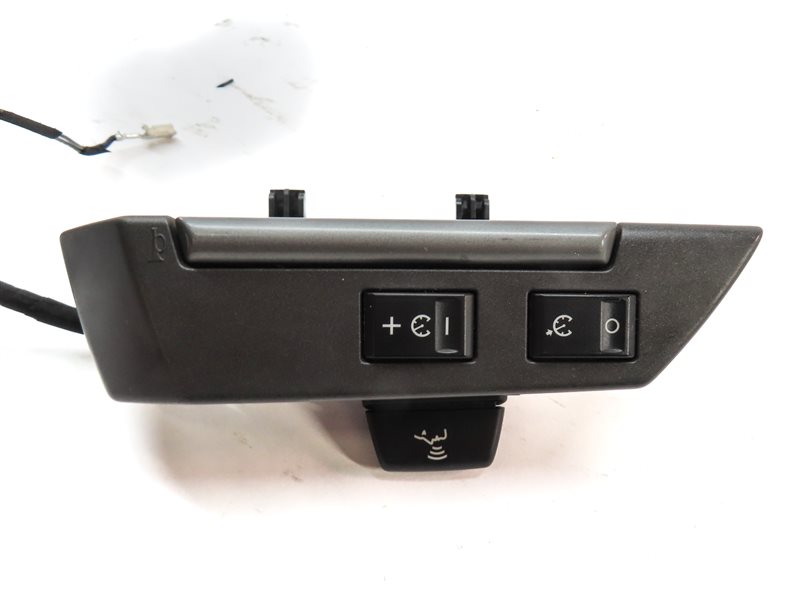 Thumbnail 7: 2006 LAND ROVER LR3 STEERING WHEEL CRUISE RADIO CONTROL SWITCH BUTTON SET/2