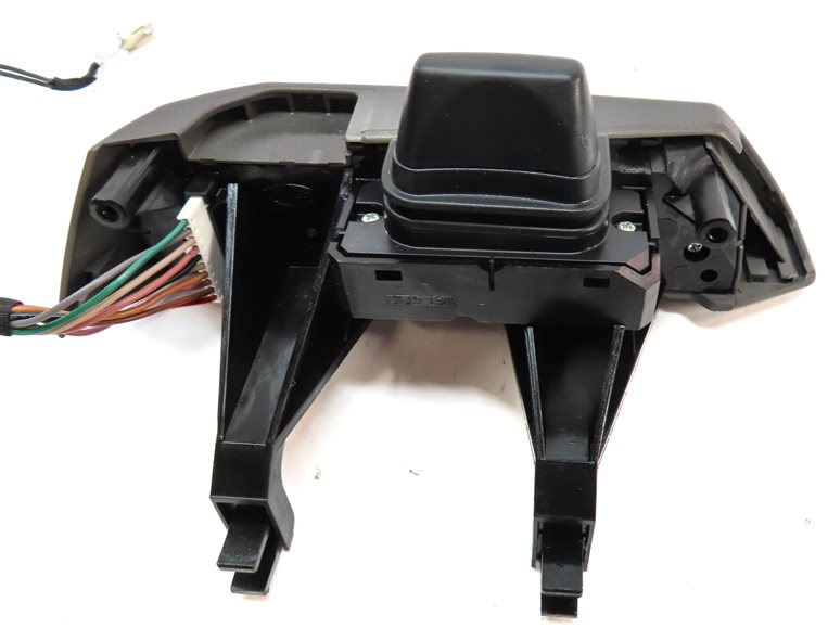 Thumbnail 8: 2006 LAND ROVER LR3 STEERING WHEEL CRUISE RADIO CONTROL SWITCH BUTTON SET/2