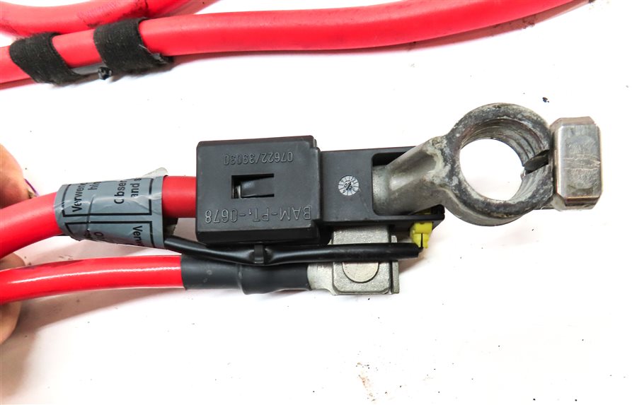 Thumbnail 5: 2003 BMW 325XIT WAGON (E46) 2.5L (M54) ENGINE POSITIVE BATTERY TERMINAL CABLE