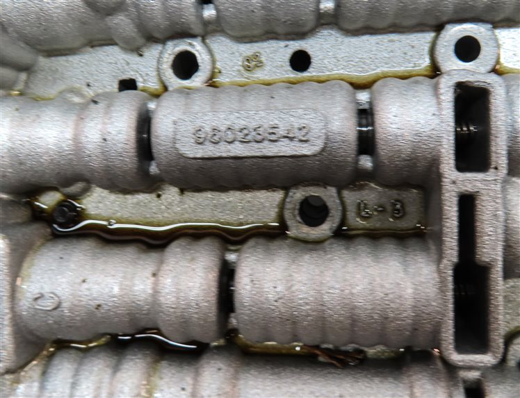 Thumbnail 11: 2003 BMW 325Xi (E46) AWD Xi A5S AUTOMATIC TRANSMISSION VALVE BODY