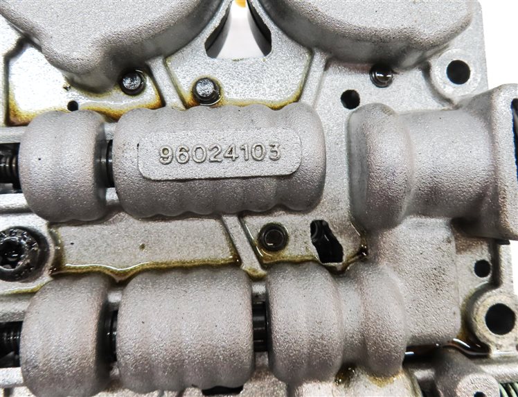 Thumbnail 12: 2003 BMW 325Xi (E46) AWD Xi A5S AUTOMATIC TRANSMISSION VALVE BODY
