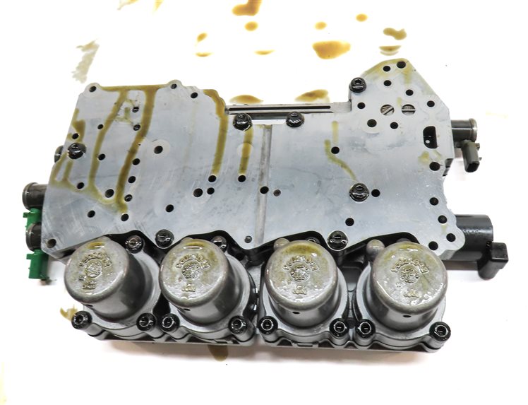 Thumbnail 9: 2003 BMW 325Xi (E46) AWD Xi A5S AUTOMATIC TRANSMISSION VALVE BODY