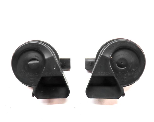 Thumbnail 2: 2007-2015 AUDI Q7 R8 (4L 4S) HIGH & LOW TONE NOTE SIGNAL SAFETY HORN SET-2