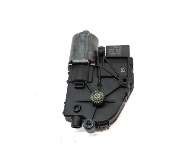 Thumbnail 5: 2007-2014 AUDI Q7 (4L) PANORAMIC SUNROOF MOTOR SUN ROOF MOTOR SUNSHADE MOTOR
