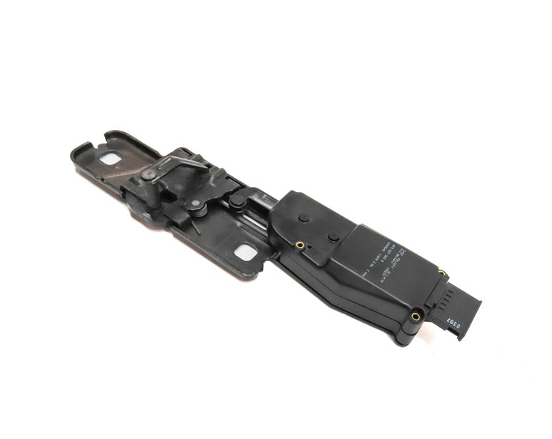 Thumbnail 3: 2007 AUDI Q7 (4HL) REAR TRUNK LIFTGATE HATCH LID STRIKER PLATE ACTUATOR