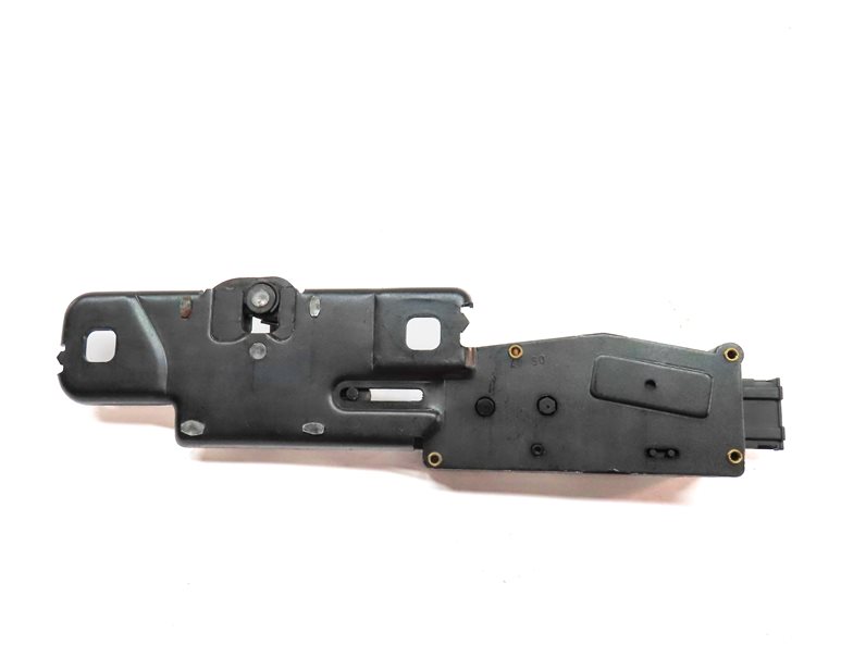 Thumbnail 6: 2007 AUDI Q7 (4HL) REAR TRUNK LIFTGATE HATCH LID STRIKER PLATE ACTUATOR