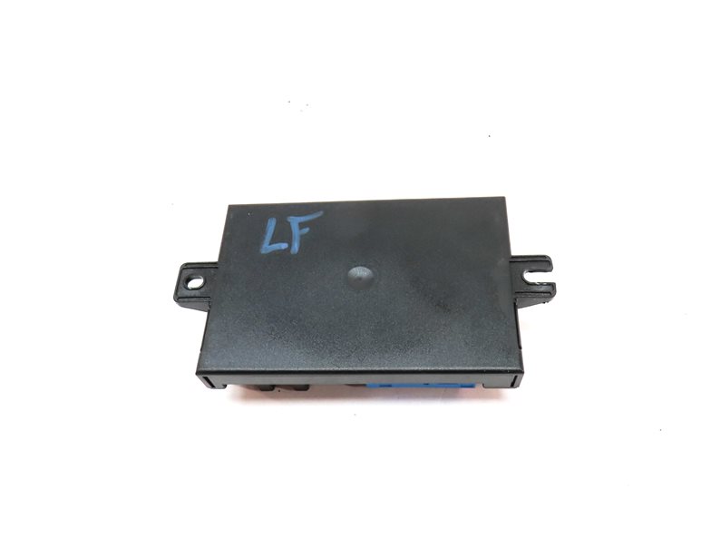 Thumbnail 4: 2007-2008 AUDI Q7 (4L) LEFT FRONT DRIVER MEMORY SEAT CONTROL MODULE COMPUTER