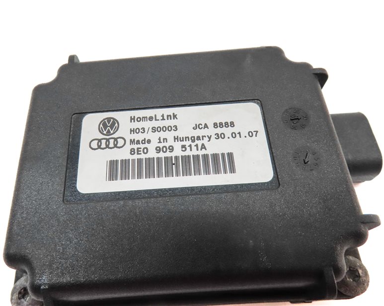 Thumbnail 5: 2007 AUDI Q7 (4HL) HOMELINK GARAGE DOOR OPENER CONTROL MODULE